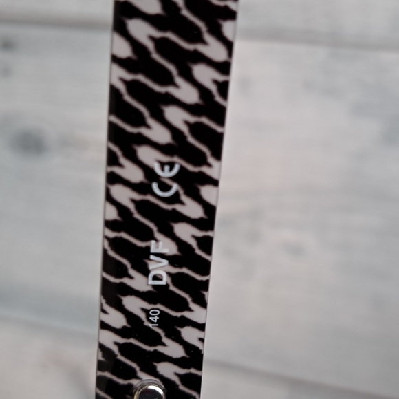 Diane von Furstenberg Sara Navy - Picture 3 of 10